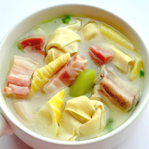 Old Shanghai Stewed Pork and Bamboo Shoot Soup 老上海腌笃鲜