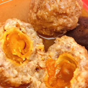 Shanghai-Style Salted Egg Yolk Lion's Head Meatballs (2 pcs) 本帮咸蛋黄狮子头 (2个)