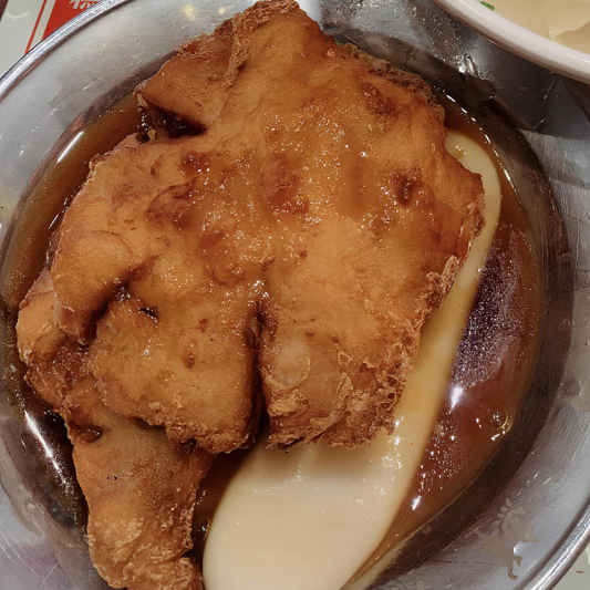 Miss Wang's Favorite Old Shanghai Fried Pork Chop with Rice Cake 汪小姐最爱之老上海炸猪排年糕