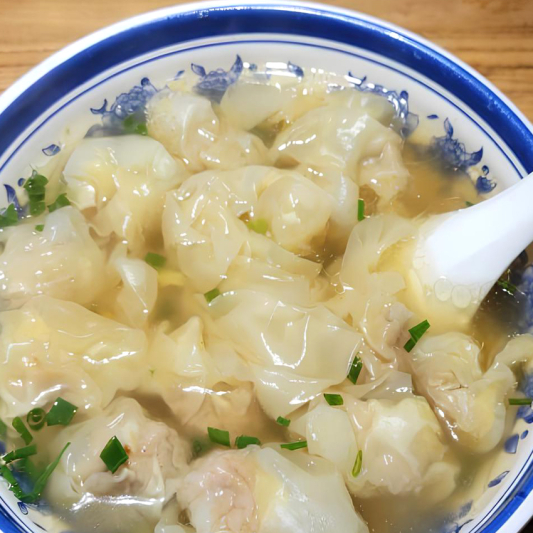 Shanghai Alley Wonton 上海弄堂柴爿小馄饨