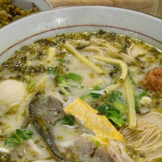 Pickled Cabbage and Yellow Fish Soup 雪菜黄鱼羹