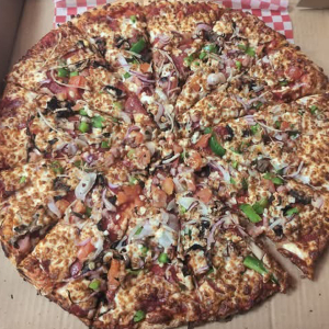 Deluxe Pizza