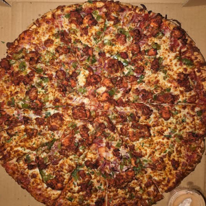 Tandoori Chicken Pizza