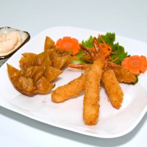 KM2. Crispy Battered Shrimp (4 pcs) & Fried Wonton (4 pcs)