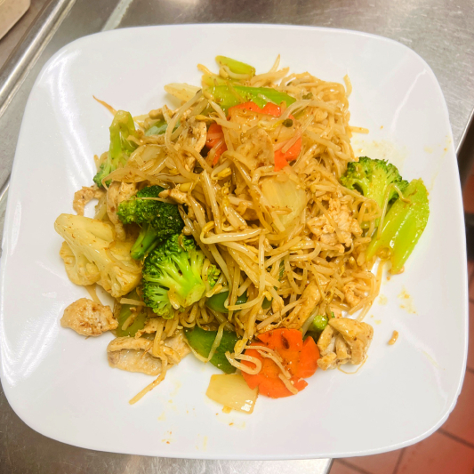 55. Chicken Breast with Vegetables on Soft Egg Noodles