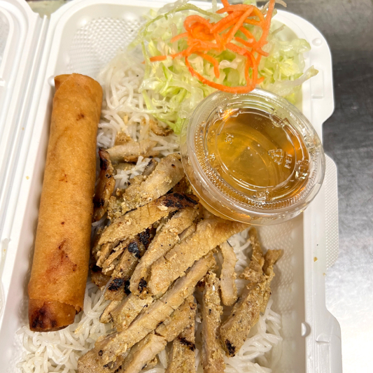 KM4. Grilled Pork & Spring Rolls on Rice Vermicelli