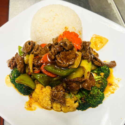 45. Stir-Fried Satay Beef with Vegetables on Steamed Rice