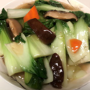 Shanghai Bok Choy with Oriental Black Mushrooms