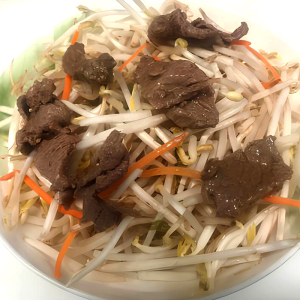 Stir-Fried Bean Sprouts with Beef