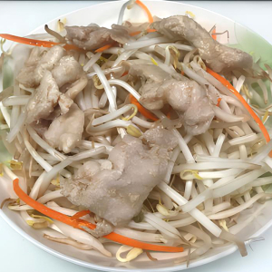 Stir-Fried Bean Sprouts with Pork