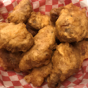 Deep Fried Chicken Wings (8-10 pcs)