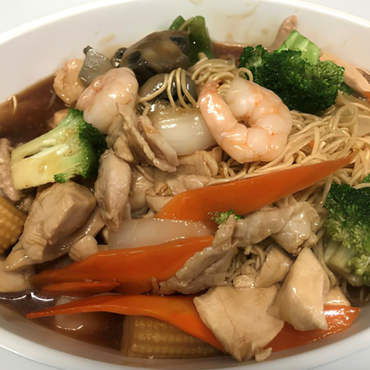 Cantonese Chow Mein (Soft Noodles)