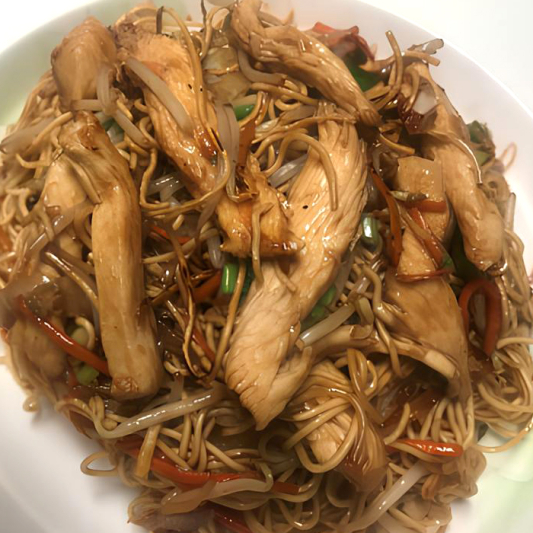 Chicken Fried Noodles (Lo Mein)