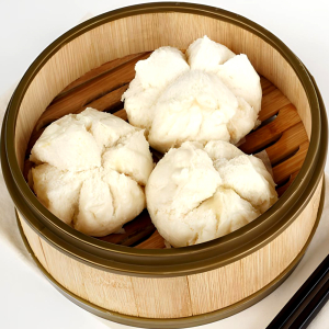 M11. Steamed Chicken Buns (3 pcs) 香菇雞肉包 