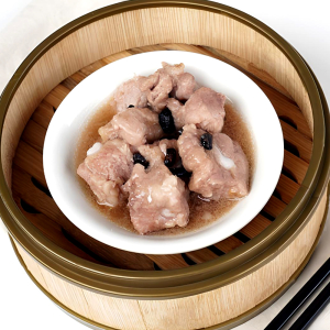 M5. Steamed Spare Ribs w Black Bean 豉汁蒸排骨