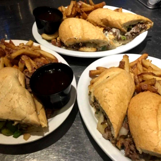 Philly Cheese Steak Sandwich (5 oz)