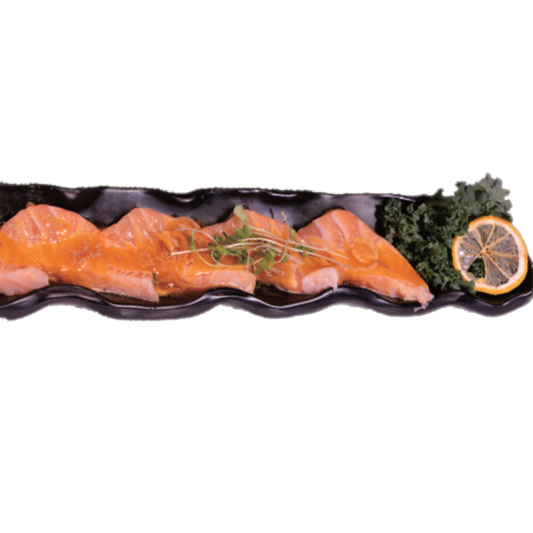 Spicy Salmon Sashimi (6 pcs)
