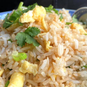 19A Riz frit avec &oelig;uf / Egg Fried Rice