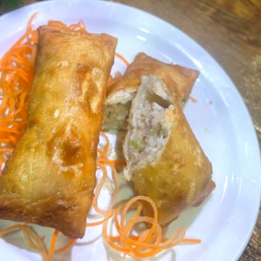 #11A P&acirc;t&eacute;s imp&eacute;riaux au poulet / Chicken Egg Rolls