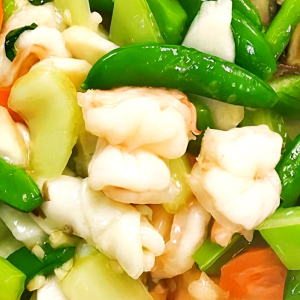 26. Pan Fried Seafood with Mixed Vegetables