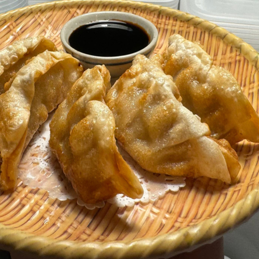 Fried Gyoza (6 pcs)