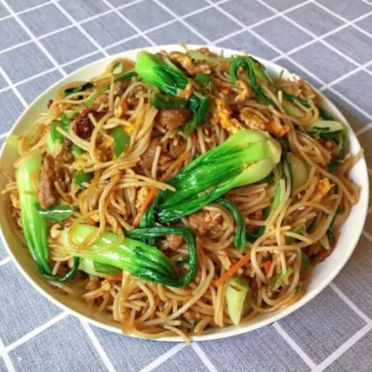 Egg Fried Rice Noodles 鸡蛋炒粉