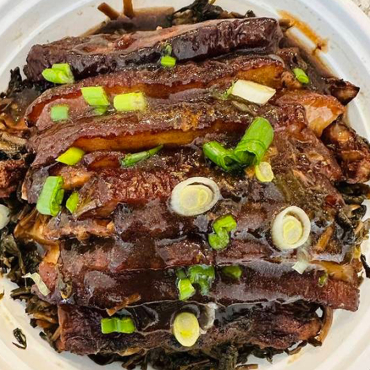 Braised Pork with Pickled Vegetables 梅菜扣肉