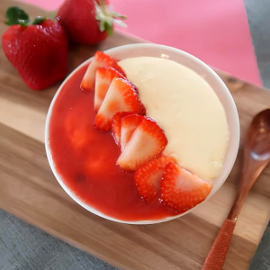 Strawberry Milk Custard 草莓炖奶