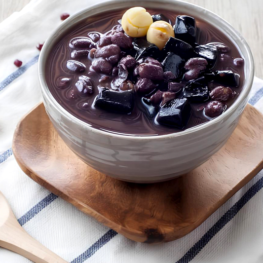Red Bean Soup & Grass Jelly 蓮子陳皮紅豆沙涼粉