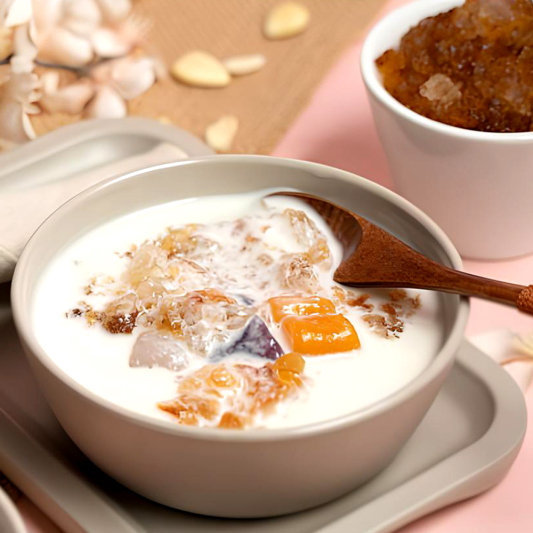 Taro Balls & Peach Resin in Almond Tea 杏仁桃膠芋圓