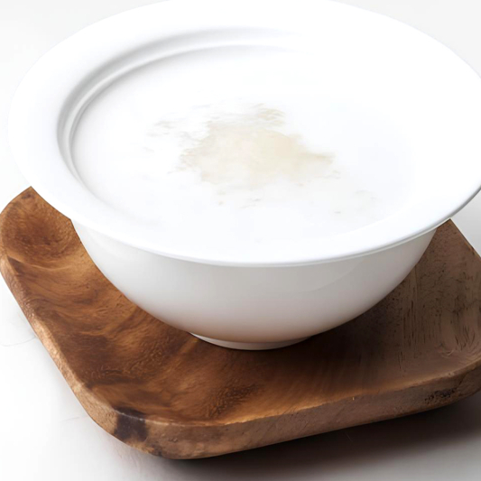 Almond Tea and Egg White 杏仁蛋白