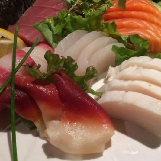 Assorted Sashimi (30 pcs) Party Tray