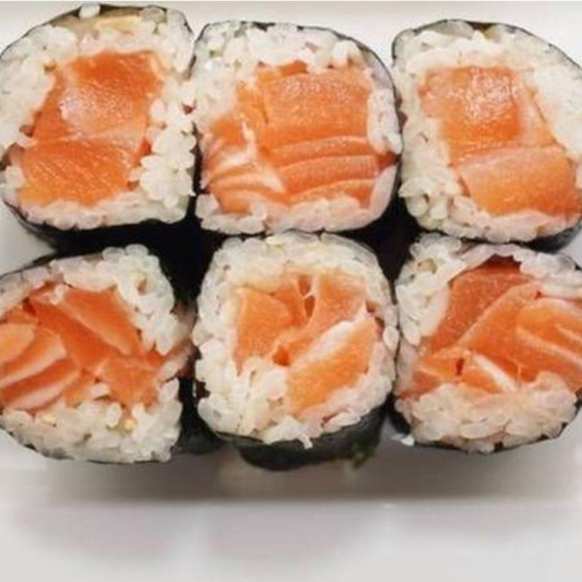 Salmon Roll (6 pcs)