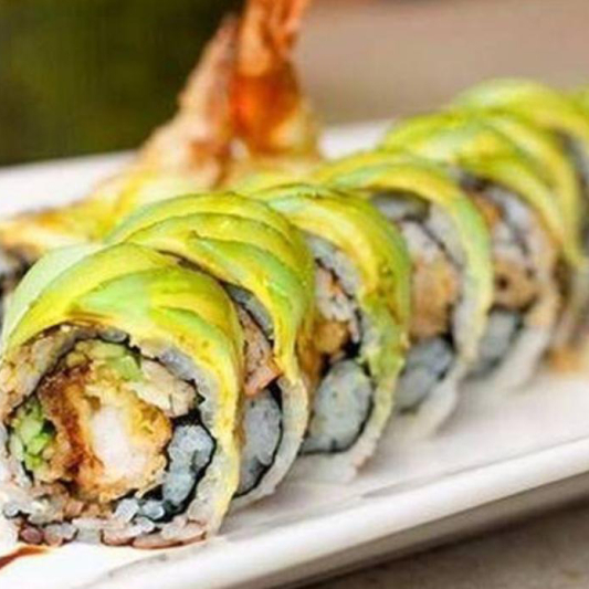 Green Dragon Roll (8 pcs)