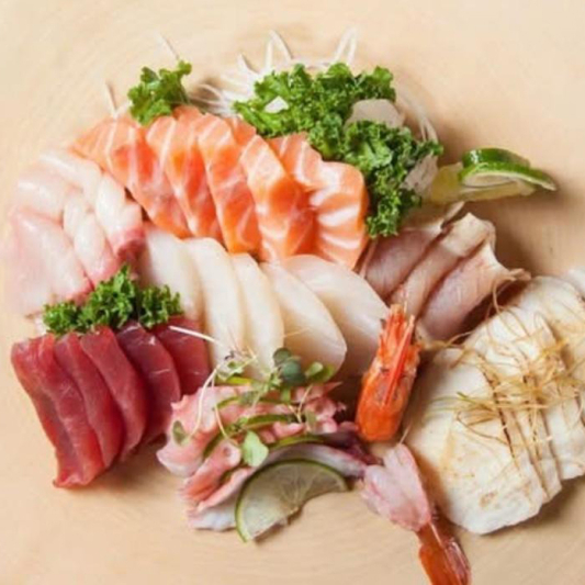 Sashimi Combo (16 pcs)