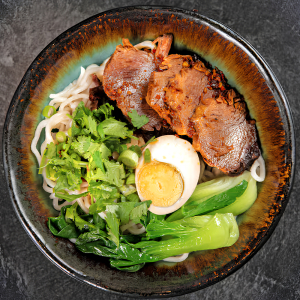 Braised Beef Noodles / 红烧牛肉面