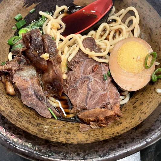 Braised Beef Flank Noodles / 红烧牛腩面