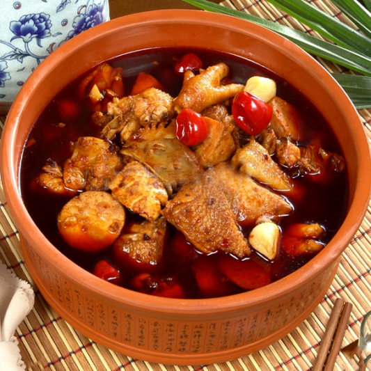 Spicy Intestine & Taro Chicken Pot 肥肠芋儿鸡锅