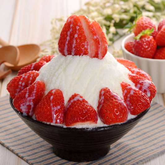 Strawberry Bingsu