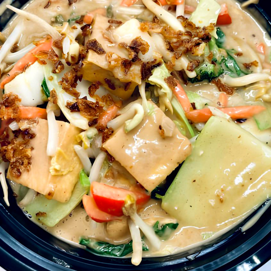 Sate Peanut Sauce Stir Fried with Veggie Tofu on Rice