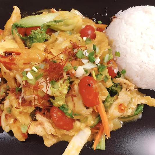 Curry with Chicken on Rice