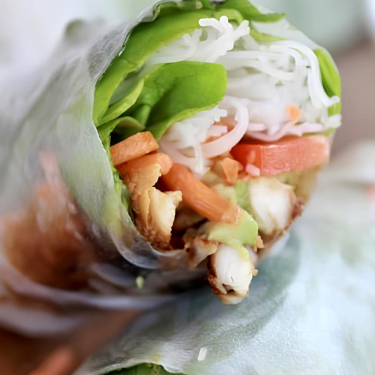 Fresh Rice Paper Wrapped with Chicken (2 pcs)