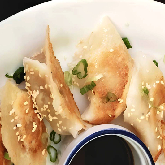 Pork Dumplings (6 pcs) 