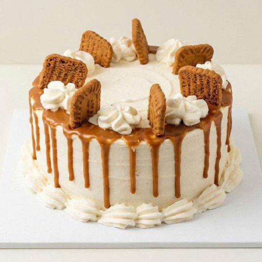 Lotus Biscoff Cake