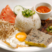 C2. Cơm Tấm Sườn Bì Chả Trứng