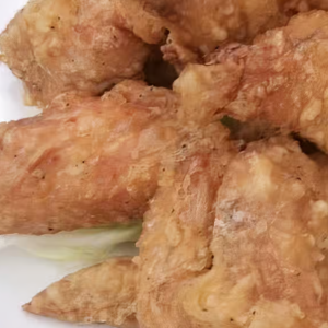 Deep-Fried Chicken Wings (8 pcs) 炸鸡翅