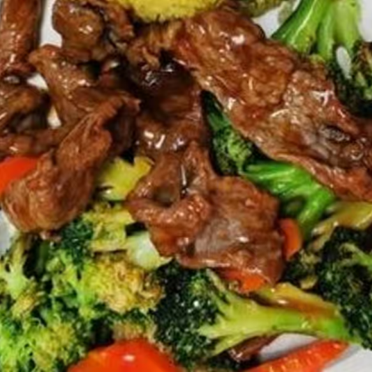 Sliced Beef with Vegetables on Rice 青菜牛肉饭