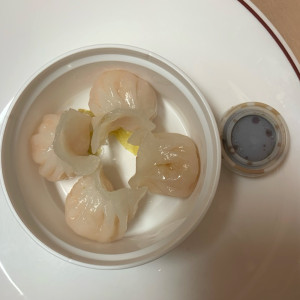 208. Raviolis farcis aux crevettes vapeur (4 mcx) / Steamed Shrimp Dumplings ( 4 pcs)