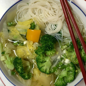 S5. Soupe tonkinoise aux vermicelles avec légumes / Vietnamese Pho with Vermicelli and Vegetables