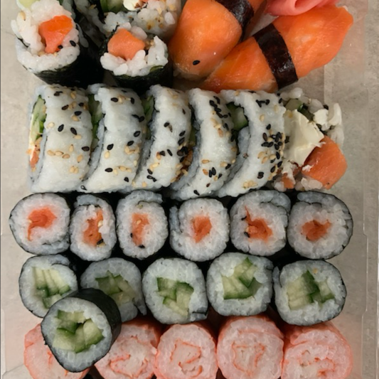 5. Ensemble de maki fumé (32 mcx) / Smoked Maki Set (32 pcs)